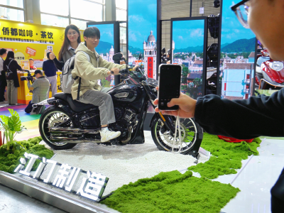 江门摩托，七剑下天山！