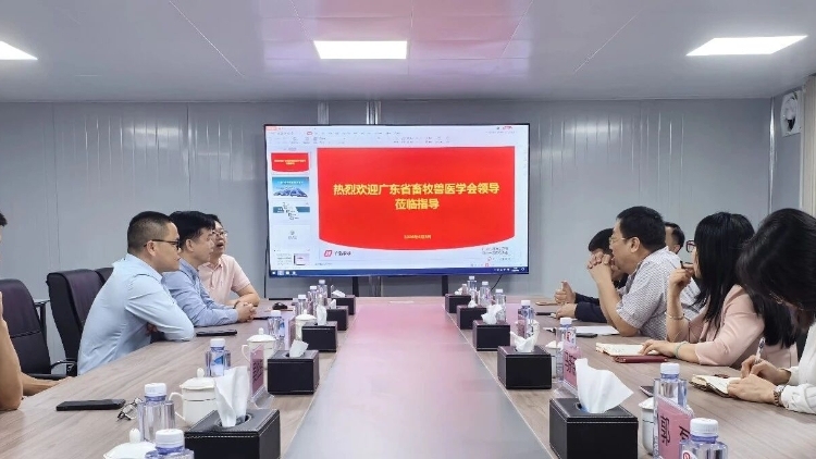 深入梅州一线，赋能“兴宁鸽”——广东省畜牧兽医学会专家助力畜禽特色产业高质量发展