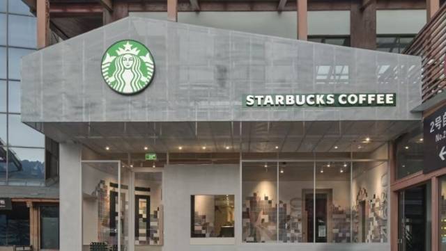 星巴克中国今日宣布正式出售，开启2万家门店狂奔模式
