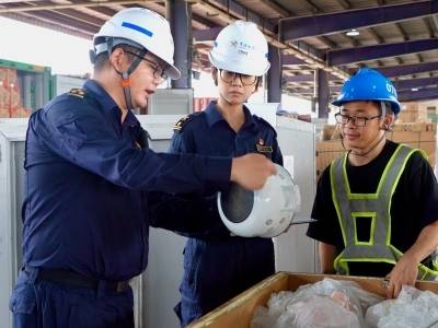 第139届广交会首批进境展品入境