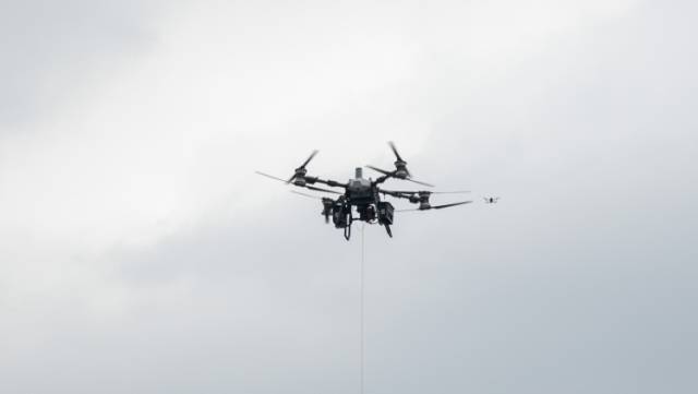 广交会无人机展演，载重、救援、植保样样行