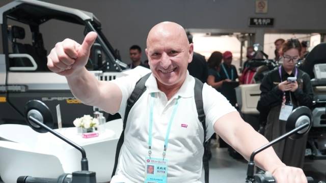 张雪机车广交会首秀！洋客商为何倾心中国制造？