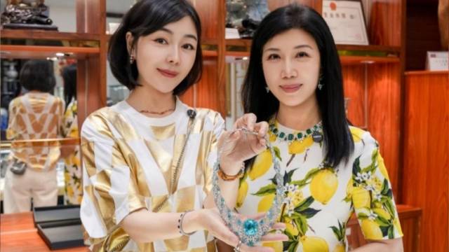 在+探宝｜近三年珠宝怎么投资？拍卖行掌门人一句话说透