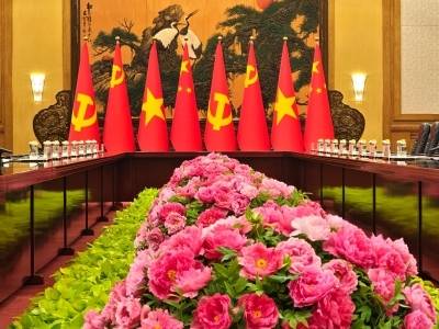 时政新闻眼丨密集会晤四国政要，习近平为何多次提到“战略定力”？
