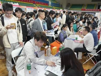 “百万英才汇南粤”南昌大学招聘活动收官，收到简历超4800份