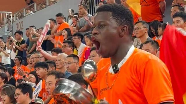 视频｜非洲小伙第一次看粤BA：“我被硬控了！”