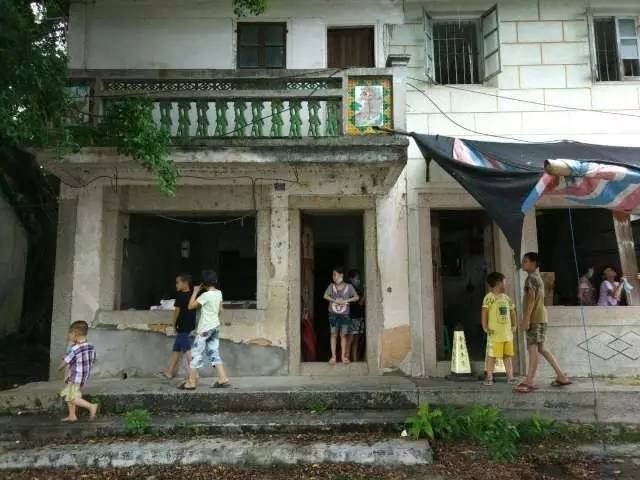 溪南公益图书馆改造前的模样。（受访者供图）