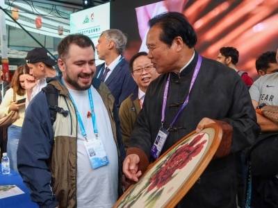 广货行天下，竹业通四海！肇庆广宁“以竹代塑”优品亮相广交会