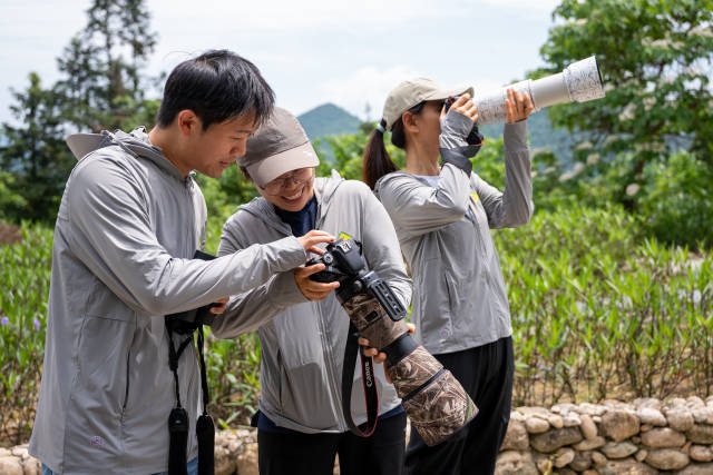 参赛队伍在观鸟