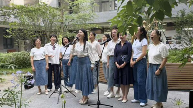 六校集结！中学校友艺术节在华附开幕，展示超200件作品