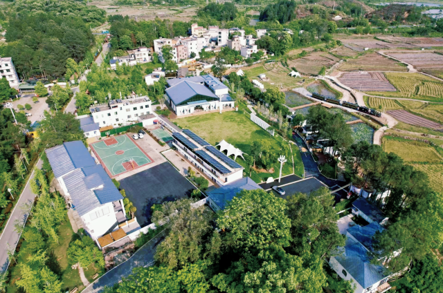 图为连州市西岸镇东村