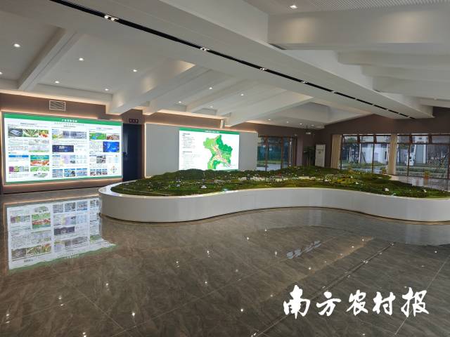 大塘镇全域土地综合整治展示中心内部。