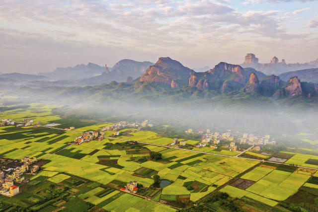 韶关丹霞山附近乡村航拍。