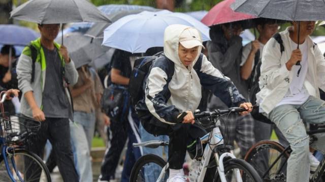 龙卷风、暴雨都来了！这条线还将让广东遭遇大雨局部大暴雨