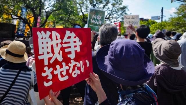 高市政府“再军事化”狂飙突进为哪般？｜环球深壹度