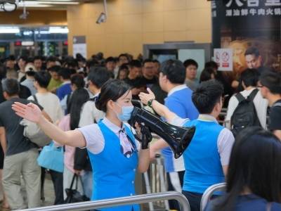深圳“五一”人气旺，地铁客流连破1100万人次