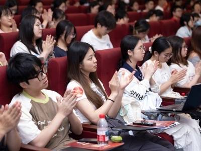 2026年广东省退役军人“三进”传承红色基因系列活动在暨南大学启动并举行首场宣讲
