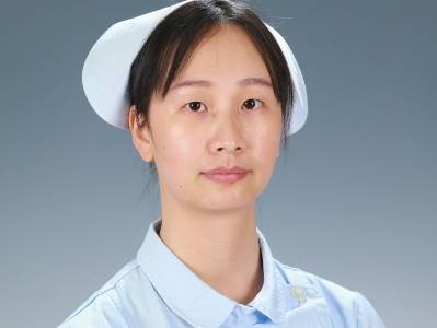 冼倩：平凡护理日常，温暖守护坠积性肺炎患者