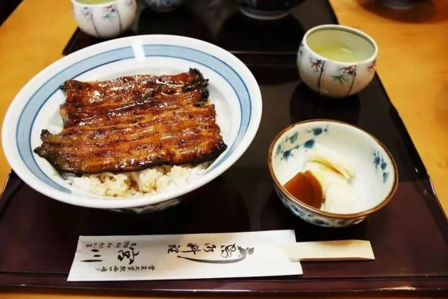 鳗鱼饭是日料店招牌，价格较高