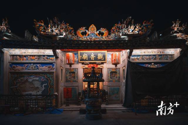 汕头市金平区，隐藏在小公园片区里面让人惊艳的庙宇。南方+拍客 麦志豪 摄