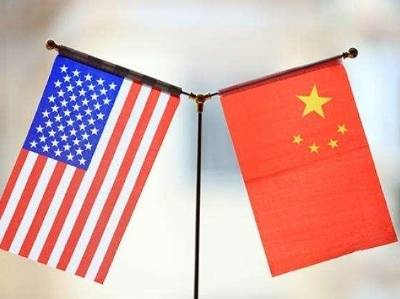 王毅向媒体介绍中美元首会晤情况和共识