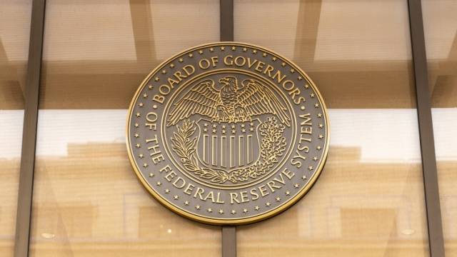 大国相向而行、美联储权力更迭：全球货币政策站在抉择路口上｜环球深壹度