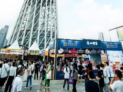 视频｜在广州塔下，“叹”出服务消费的另一种可能
