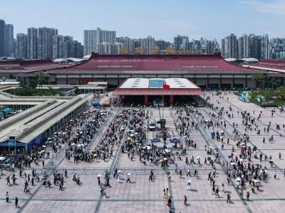拱北口岸今年通关旅客突破5000万人次