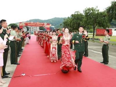 武警肇庆支队举办集体婚礼暨军地联谊活动