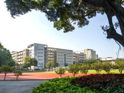 智跑可中，定向未来！南方+图文直击可园中学开放日精彩