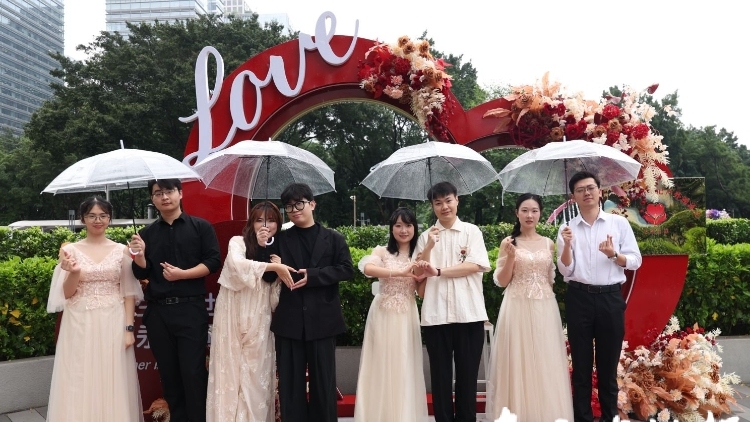 广州塔下许终身！凯旋华美达举办集体婚礼，广东三宝相伴添甜蜜