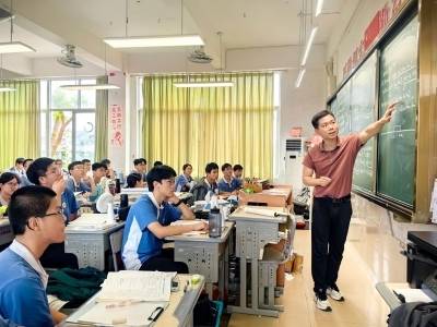 梅州今年3.3万余人奔赴夏季高考！最后18天怎么冲？名师来支招