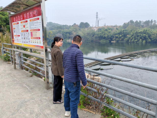 唐小颖积极推进满地村水文旅项目落地。 唐小颖积极推进满地村水文旅项目落地。