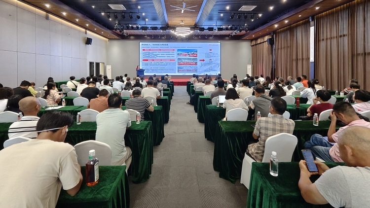 广州从化：举办荔枝电商营销与物流专题培训，助荔农“云端掘金”