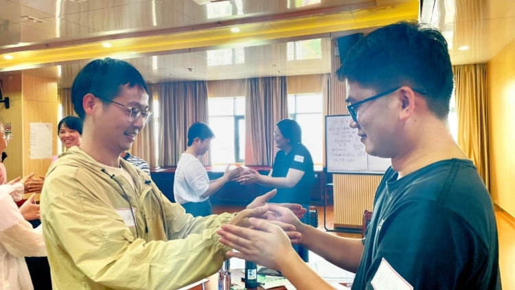 为爱奔赴，护航成长——广东公益恤孤助学促进会在雷州市开展2026年儿童全面性教育项目讲师培训
