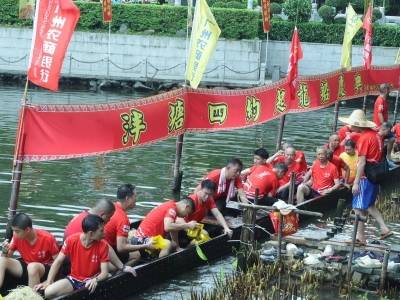 起龙号角响彻广佛，四月初八泮塘龙船出水领航端午季