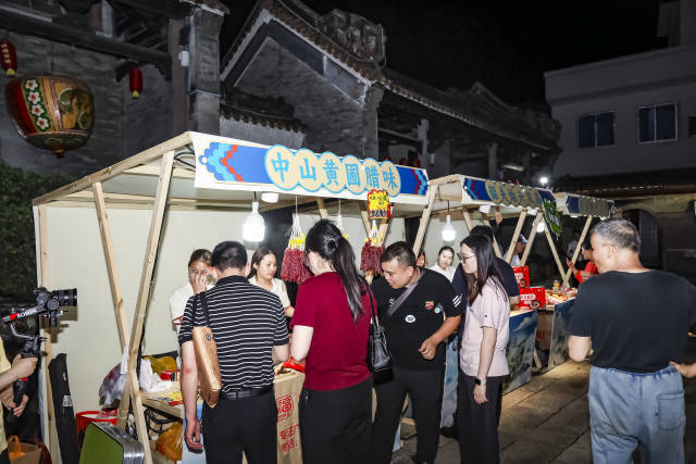 广货集市。（非现场效果图）