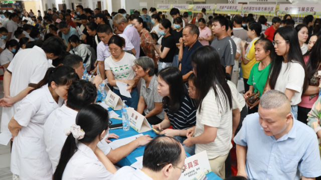 行程超5万公里，服务超2.7万人！广东“中医名家走基层”第100场活动在怀集举行