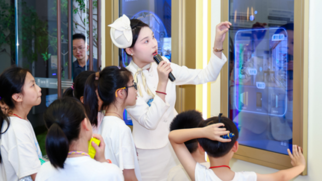 广东建筑业开展多样活动，为新就业群体子女庆“六一”