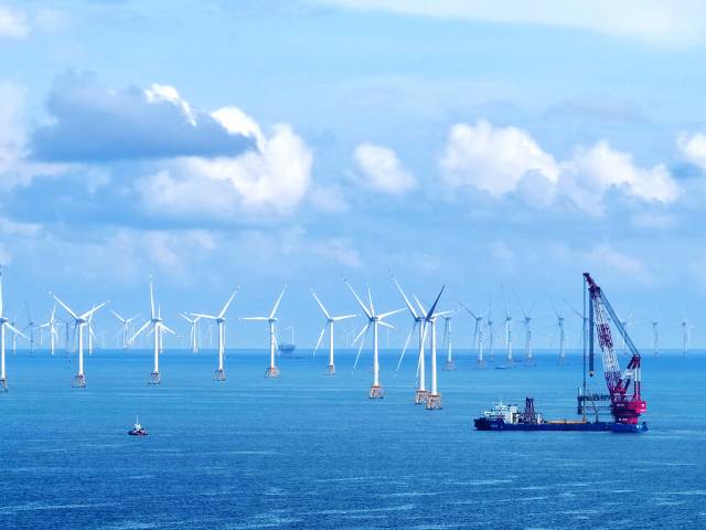 阳江海上风电建成装机容量突破700万千瓦，居全国前列。