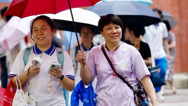 你尽管去闯，场外的“万一”我们来扛