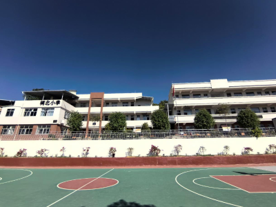​从苔藓教室到空调校舍，工作队为山村小学换新装 | 驻在千镇万村㉞