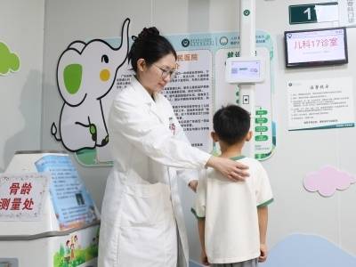 长高黄金期别错过！省二医成立儿童身高健康管理中心