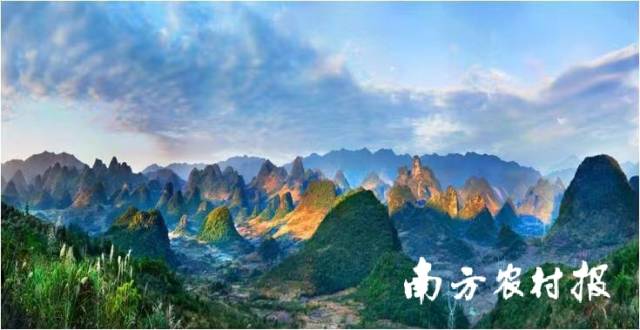 清远连南万山朝王国家石漠公园。 清远连南万山朝王国家石漠公园。