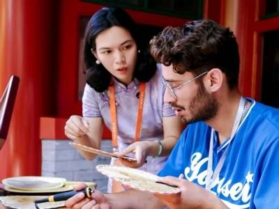 视频｜逃离高温，江门人有自己的“清凉版”拼豆
