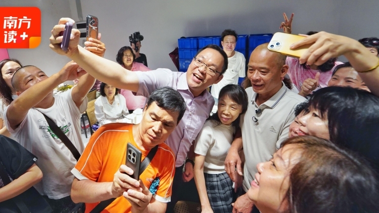 莫氏鸡煲，不用排队了