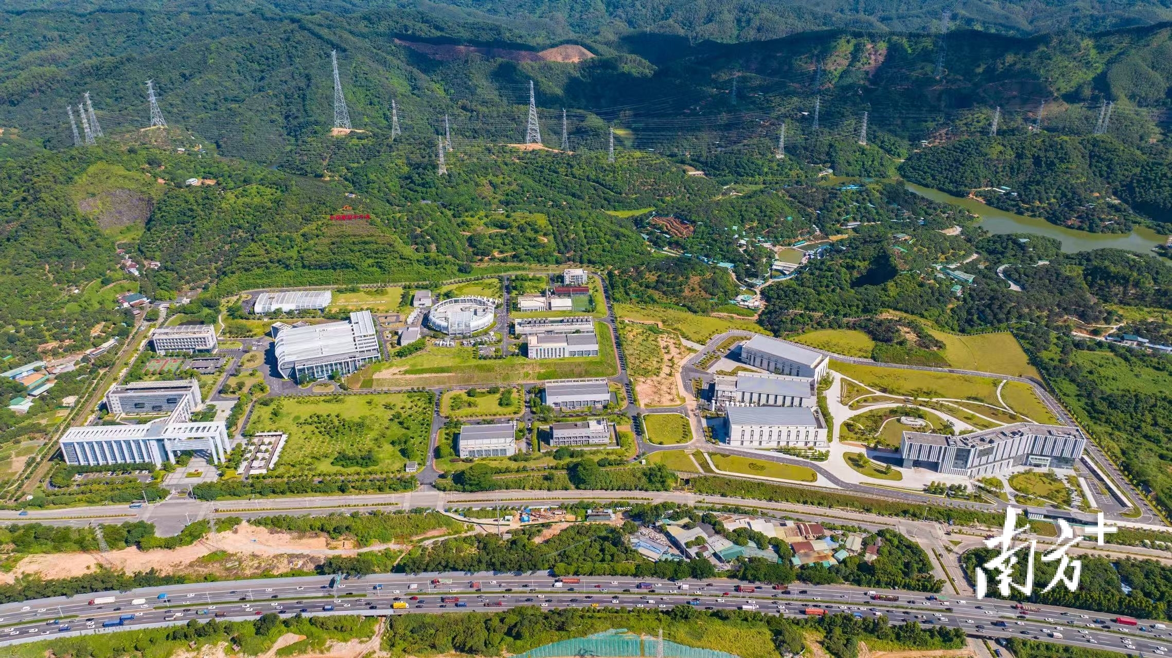 见证大国重器建设者的坚守