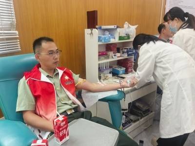 善美老兵热血赤诚！汕尾退役军人无偿献血献礼中国共产党成立105周年