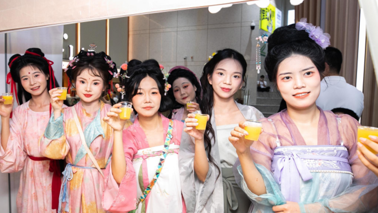 广州街坊，百色田阳芒果等你来“叹”