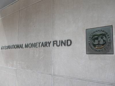 IMF下调世界经济增速上调中国预期：一降一升间，中国“稳定器”作用凸显 | 微观